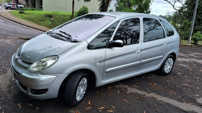 XSARA PICASSO 1.6 I GLX 16V FLEX 4P MANUAL - 2011 - CAXIAS DO SUL