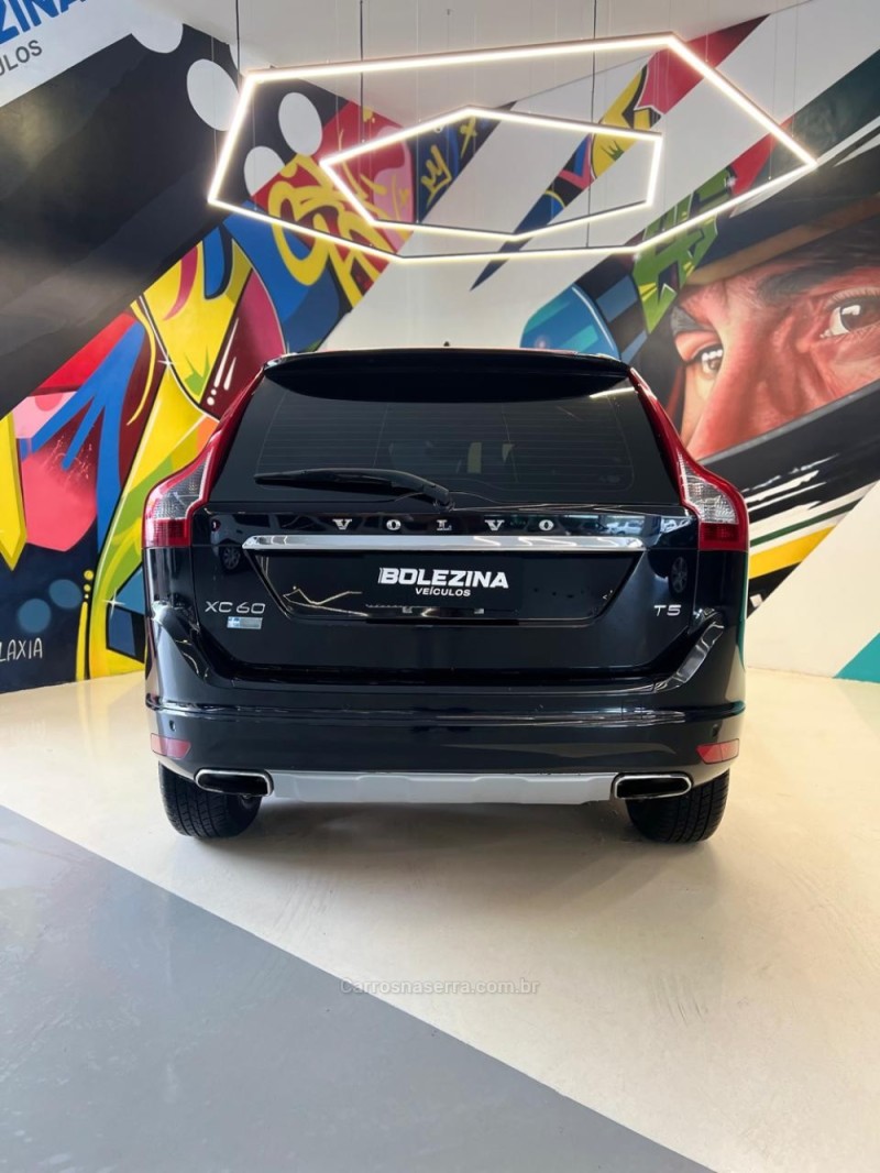 XC60 2.0 T5 KINETIC GASOLINA 4P AUTOMÁTICO - 2016 - NOVO HAMBURGO