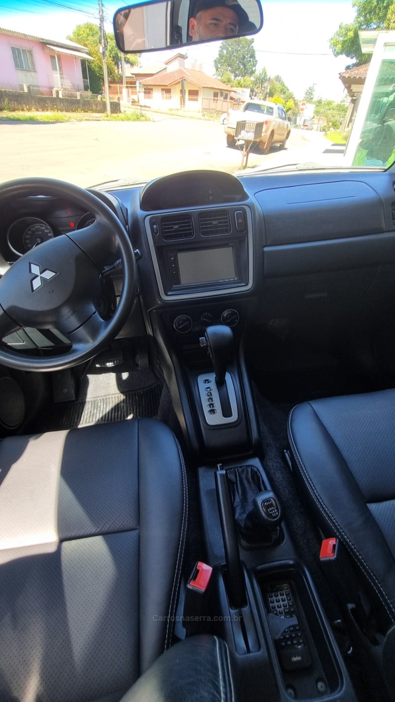 PAJERO TR4 2.0 4X4 16V 131CV GASOLINA 4P AUTOMÁTICO - 2014 - PASSO FUNDO