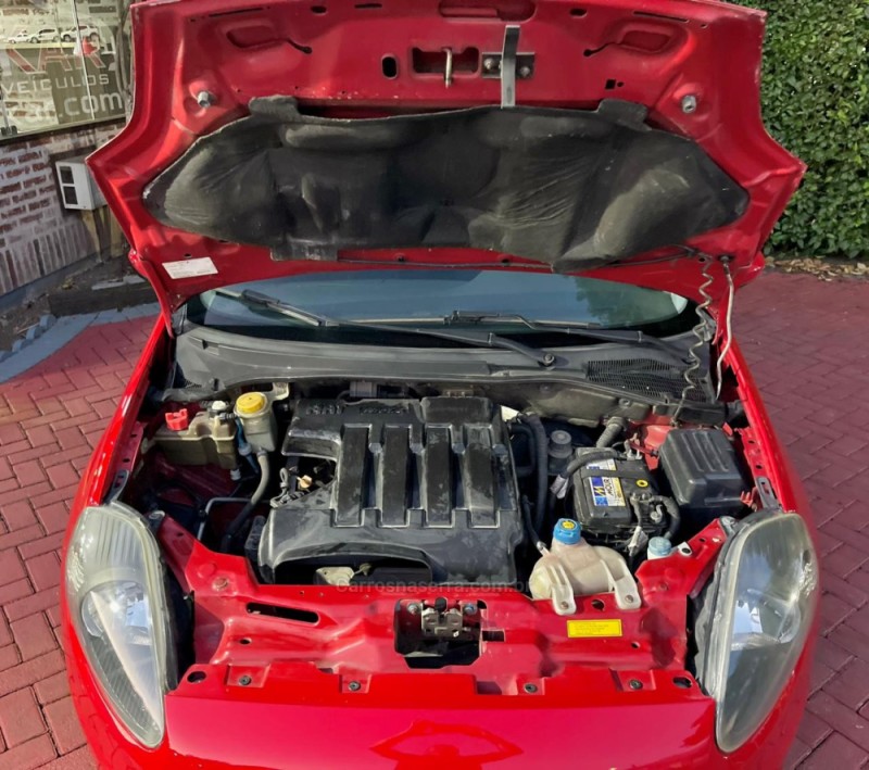 PUNTO 1.4 ATTRACTIVE 8V FLEX 4P MANUAL - 2012 - ROLANTE