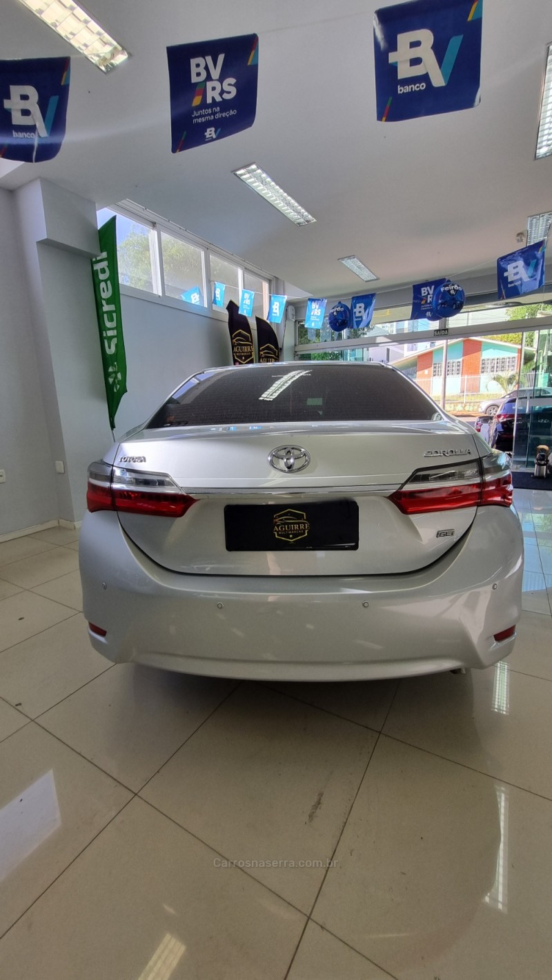 COROLLA 1.8 GLI UPPER 16V FLEX 4P AUTOMÁTICO - 2018 - PASSO FUNDO