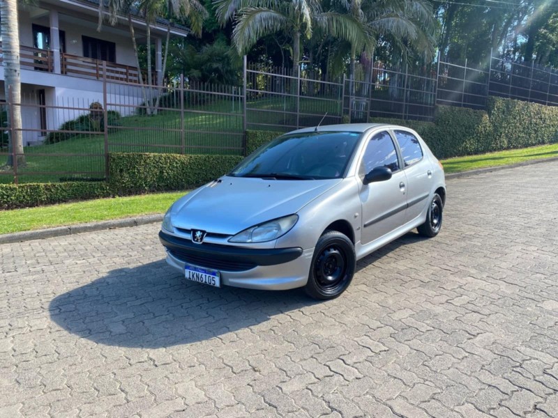 206 1.0 SELECTION 16V GASOLINA 4P MANUAL - 2002 - CAXIAS DO SUL