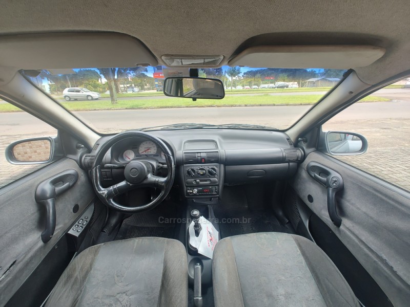 CORSA 1.0 MPFI MILENIUM II SEDAN 8V GASOLINA 4P MANUAL - 2001 - CANELA