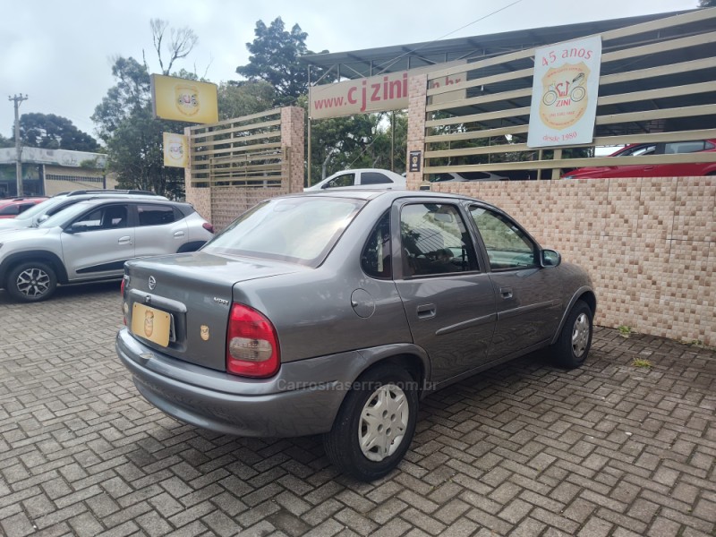 CORSA 1.0 MPFI MILENIUM II SEDAN 8V GASOLINA 4P MANUAL - 2001 - CANELA
