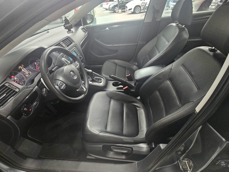 JETTA 2.0 COMFORTLINE FLEX 4P TIPTRONIC - 2013 - CAXIAS DO SUL