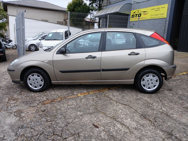 FOCUS 1.6 GL 8V GASOLINA 4P MANUAL - 2009 - FARROUPILHA