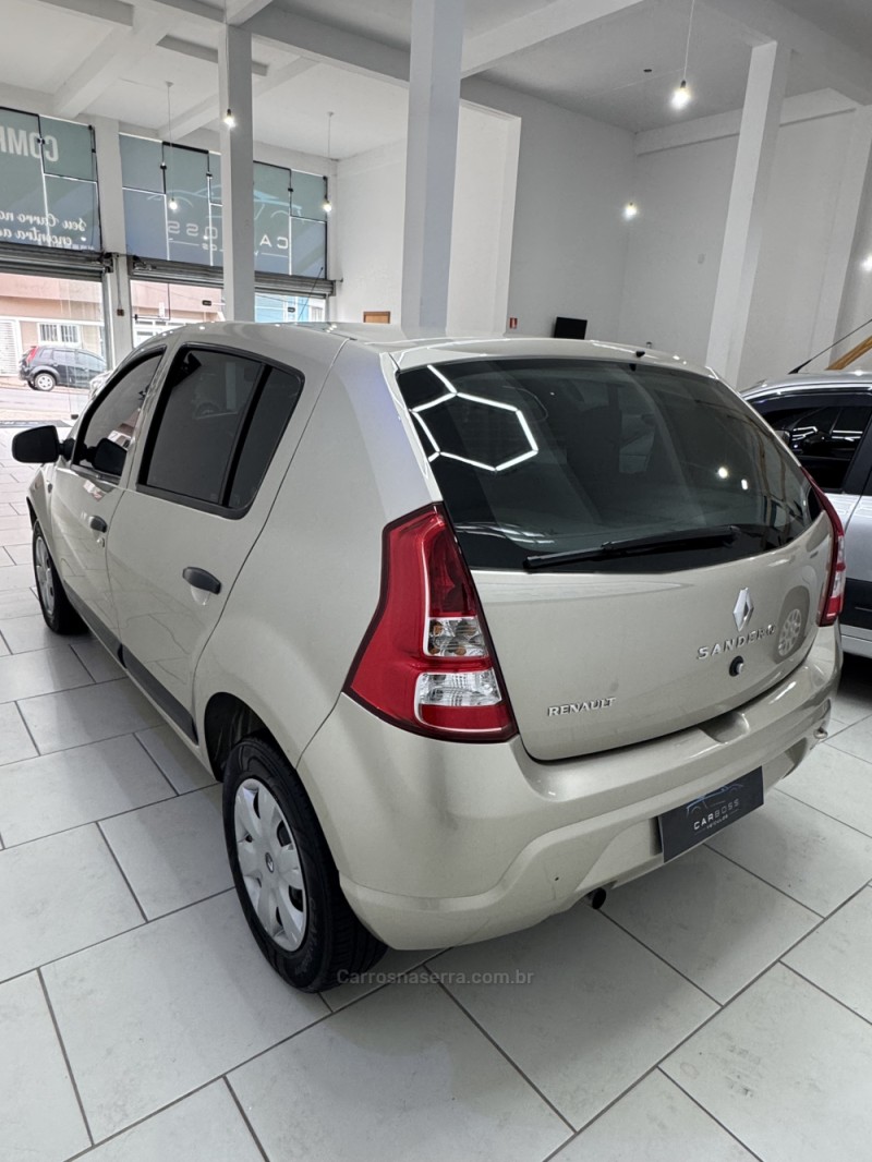 SANDERO 1.0 EXPRESSION 16V FLEX 4P MANUAL - 2012 - CAXIAS DO SUL