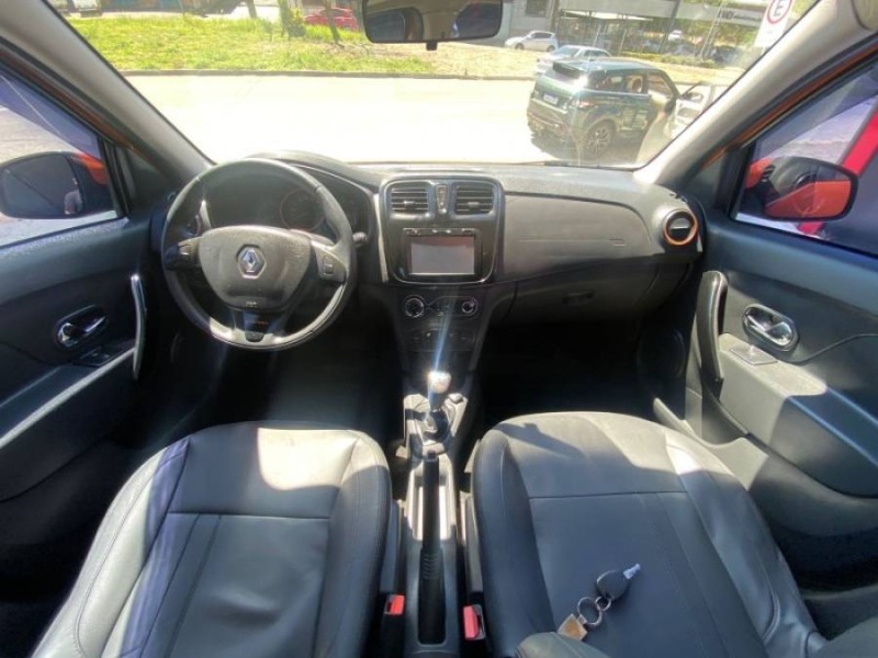 SANDERO 1.6 STEPWAY 8V FLEX 4P AUTOMATIZADO - 2015 - CAXIAS DO SUL