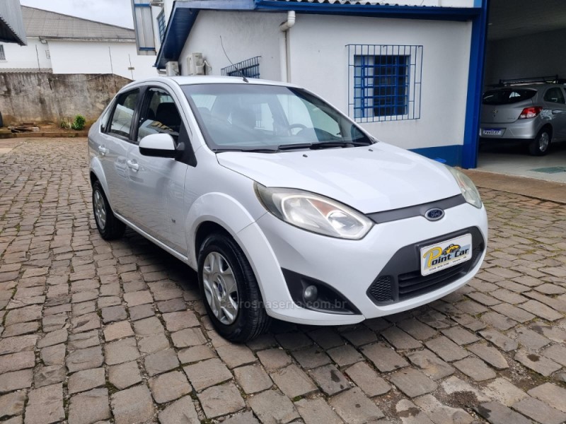 fiesta 1.6 rocam se 8v flex 4p manual 2014 vacaria
