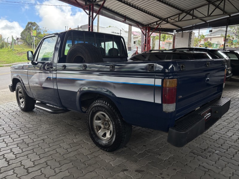 D20 4.0 CUSTOM DE LUXE CS 8V DIESEL 2P MANUAL - 1990 - CAXIAS DO SUL