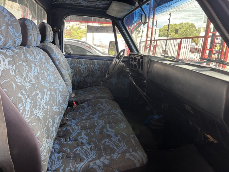 D20 4.0 CUSTOM DE LUXE CS 8V DIESEL 2P MANUAL - 1990 - CAXIAS DO SUL