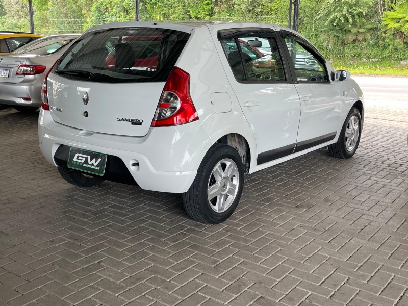 SANDERO 1.6 PRIVILÉGE 16V FLEX 4P MANUAL - 2009 - CAXIAS DO SUL