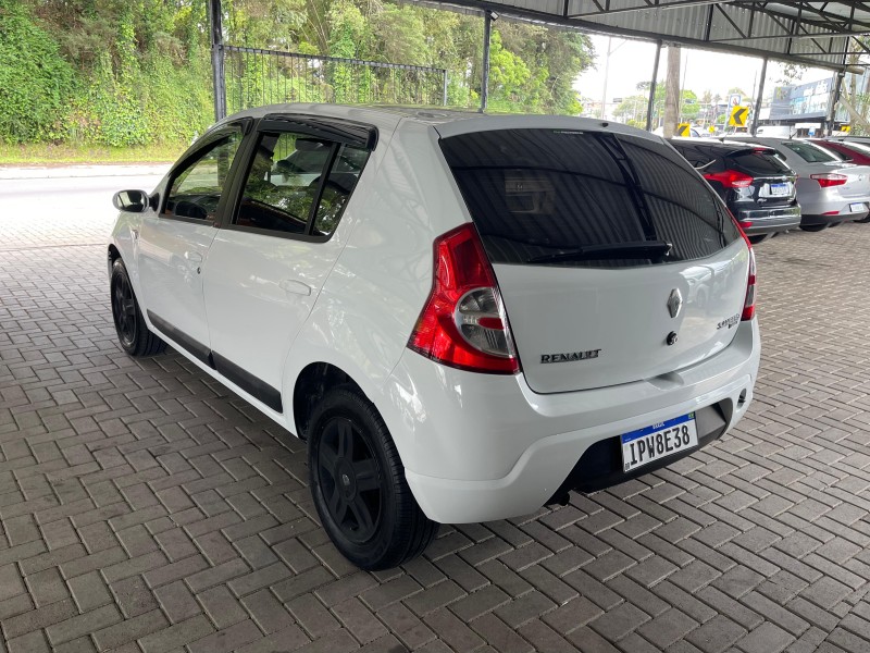 SANDERO 1.6 PRIVILÉGE 16V FLEX 4P MANUAL - 2009 - CAXIAS DO SUL