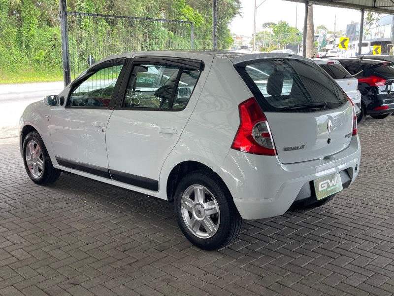SANDERO 1.6 PRIVILÉGE 16V FLEX 4P MANUAL - 2009 - CAXIAS DO SUL
