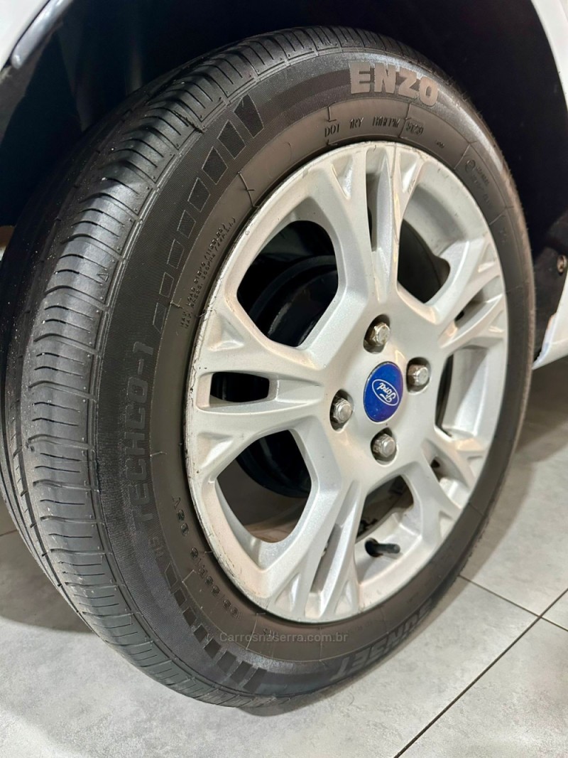 FIESTA 1.5 SE HATCH 16V FLEX 4P MANUAL - 2014 - NOVO HAMBURGO