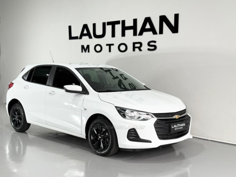 ONIX 1.0 LT 12V TURBO FLEX 4P MANUAL - 2023 - NOVO HAMBURGO