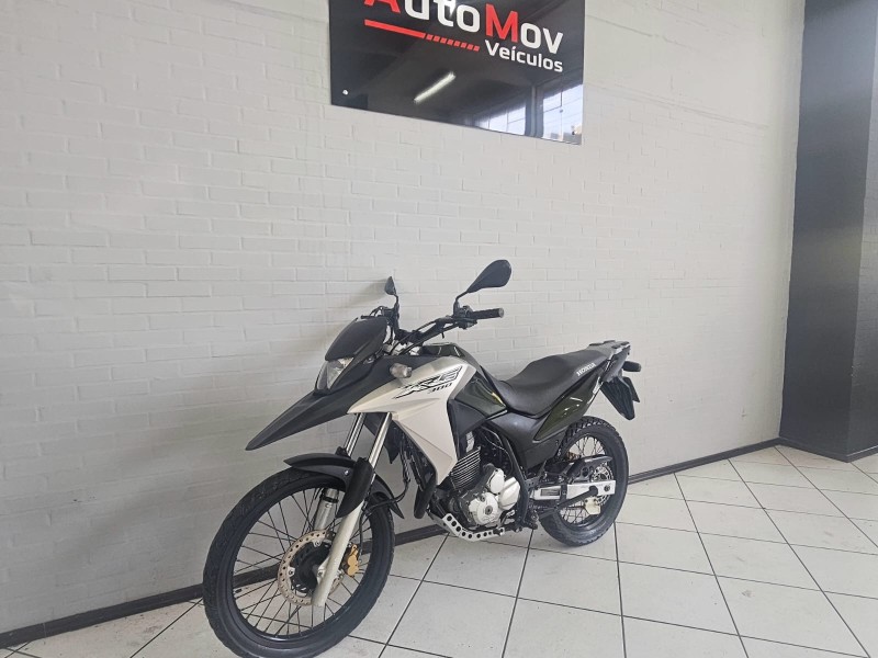 xre 300 standard 2018 caxias do sul