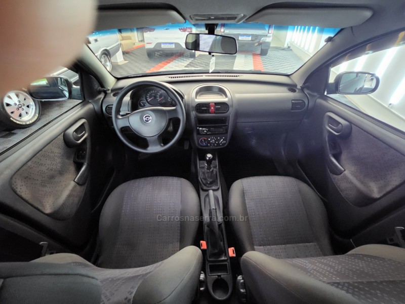 CORSA 1.4 MPFI MAXX SEDAN 8V FLEX 4P MANUAL - 2009 - VERANóPOLIS