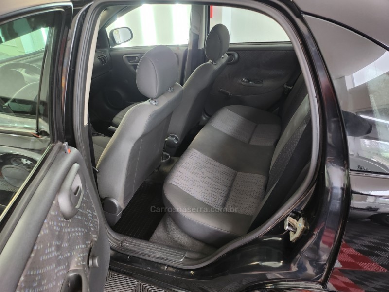 CORSA 1.4 MPFI MAXX SEDAN 8V FLEX 4P MANUAL - 2009 - VERANóPOLIS