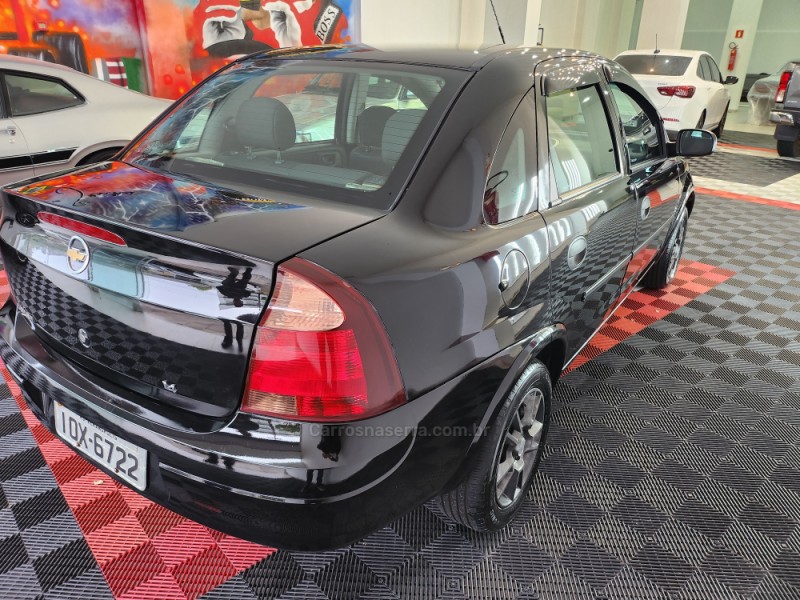 CORSA 1.4 MPFI MAXX SEDAN 8V FLEX 4P MANUAL - 2009 - VERANóPOLIS