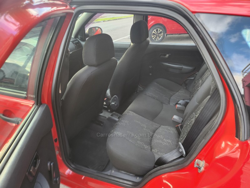 PALIO 1.6 TREKKING WEEKEND 16V FLEX 4P MANUAL - 2012 - VERANóPOLIS