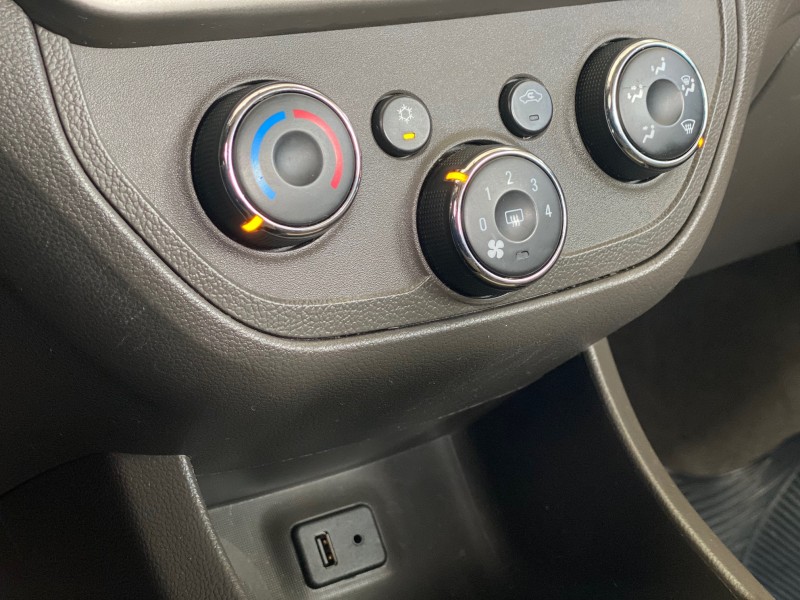 COBALT 1.4 MPFI LTZ 8V FLEX 4P MANUAL - 2013 - CAXIAS DO SUL