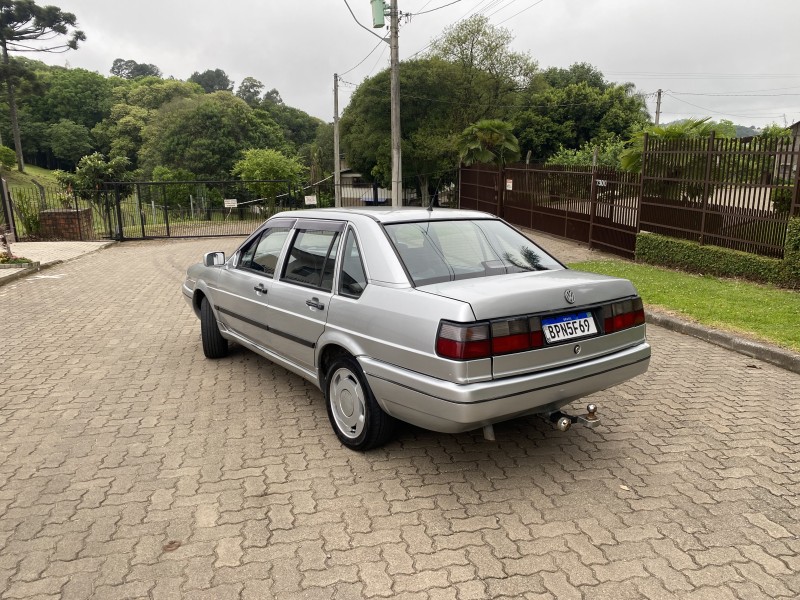 SANTANA 2.0 GL 8V GASOLINA 4P MANUAL - 1995 - CAXIAS DO SUL