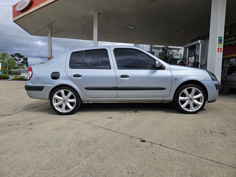 CLIO 1.6 EXPRESSION SEDAN 16V GASOLINA 4P MANUAL - 2006 - CAXIAS DO SUL