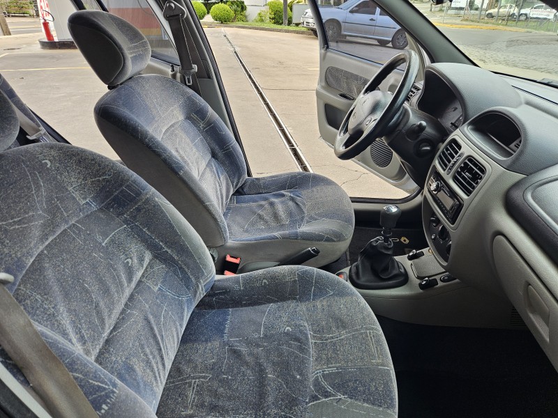 CLIO 1.6 EXPRESSION SEDAN 16V GASOLINA 4P MANUAL - 2006 - CAXIAS DO SUL