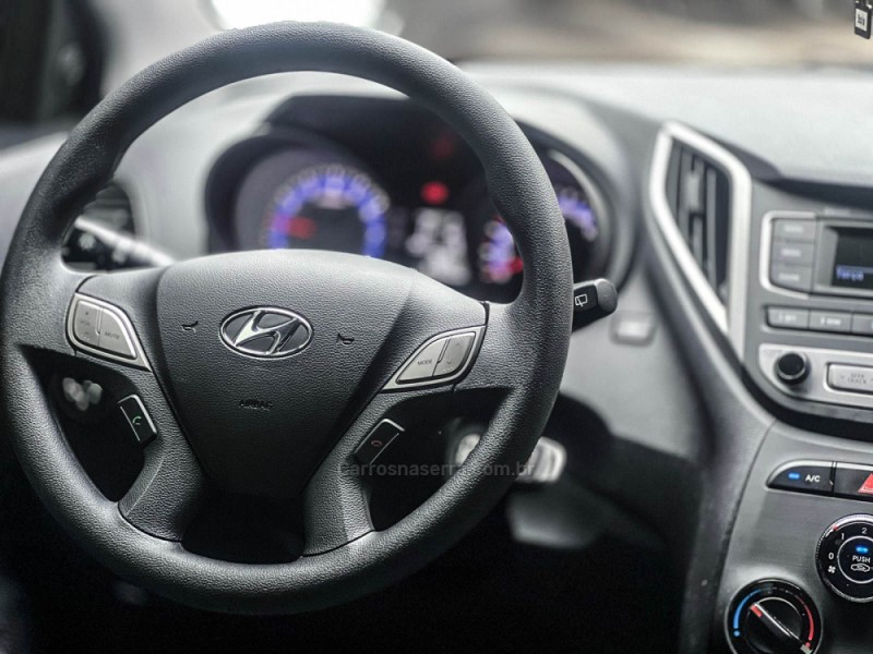 HB20 1.6 COMFORT 16V FLEX 4P MANUAL - 2018 - NOVO HAMBURGO