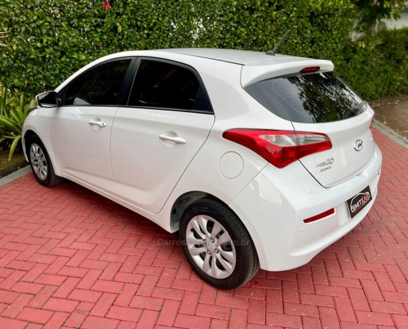 HB20 1.6 COMFORT STYLE 16V FLEX 4P AUTOMÁTICO - 2017 - ROLANTE