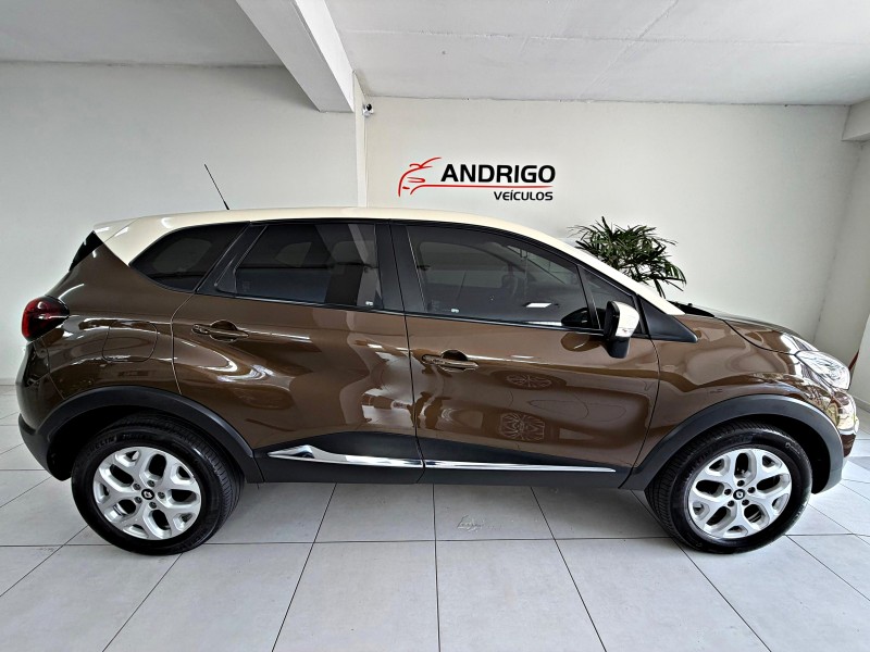 CAPTUR 1.6 16V FLEX ZEN AUTOMÁTICO - 2018 - CAXIAS DO SUL