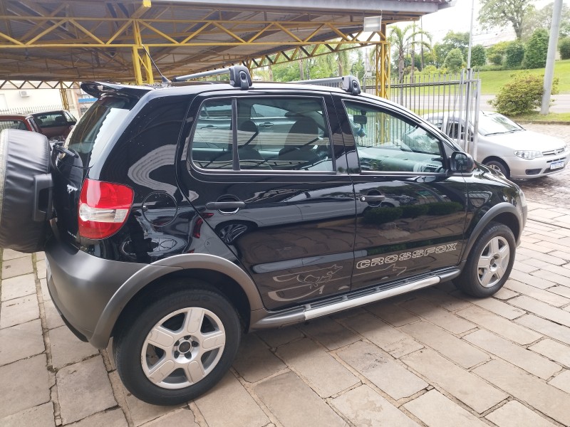 CROSSFOX 1.6 MI FLEX 8V 4P MANUAL - 2010 - VERANóPOLIS
