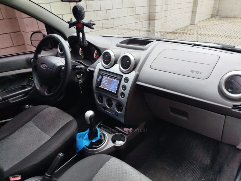 FIESTA 1.6 MPI CLASS 8V GASOLINA 4P MANUAL - 2012 - CAXIAS DO SUL