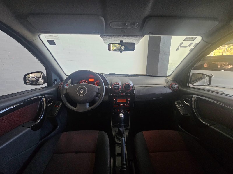 SANDERO 1.6 STEPWAY 8V FLEX 4P MANUAL - 2014 - CAXIAS DO SUL