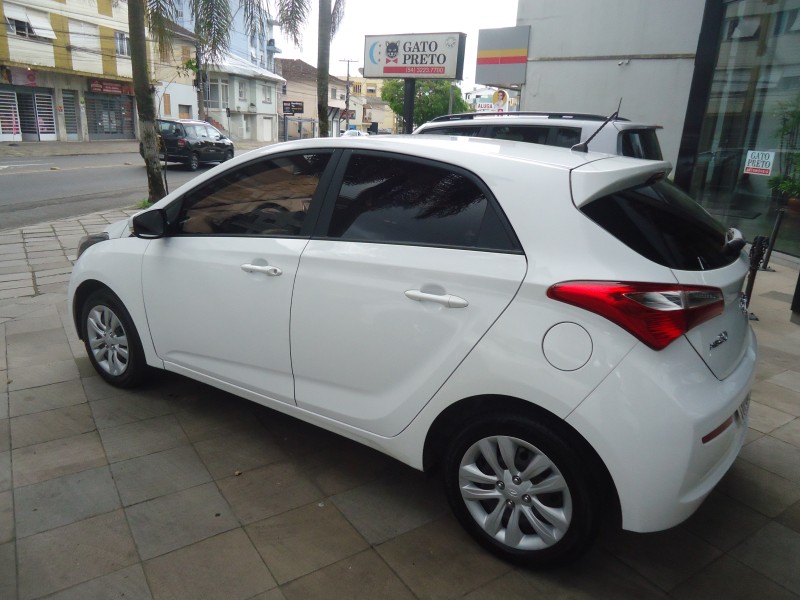 HB20 1.0 COMFORT PLUS 12V TURBO FLEX 4P MANUAL - 2018 - CAXIAS DO SUL