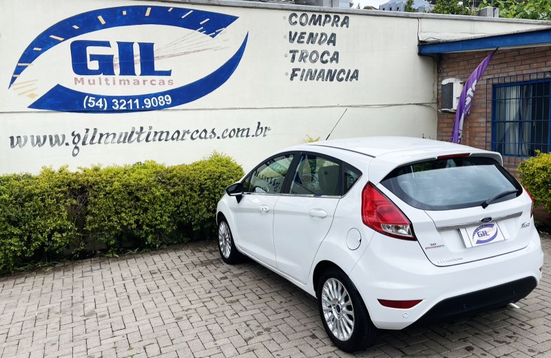 FIESTA 1.6 TITANIUM PLUS HATCH 16V FLEX 4P AUTOMÁTICO - 2016 - CAXIAS DO SUL