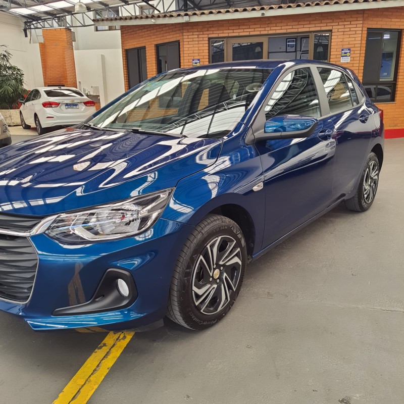 ONIX 1.0 LT 12V FLEX 4P MANUAL - 2025 - CAXIAS DO SUL