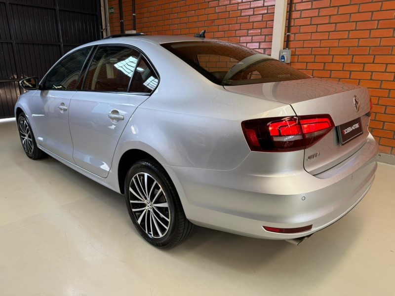 JETTA 1.4 16V TSI COMFORTLINE GASOLINA 4P TIPTRONIC - 2016 - BENTO GONçALVES