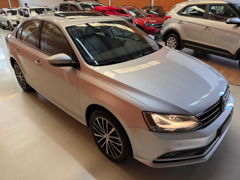 JETTA 1.4 16V TSI COMFORTLINE GASOLINA 4P TIPTRONIC - 2016 - BENTO GONçALVES