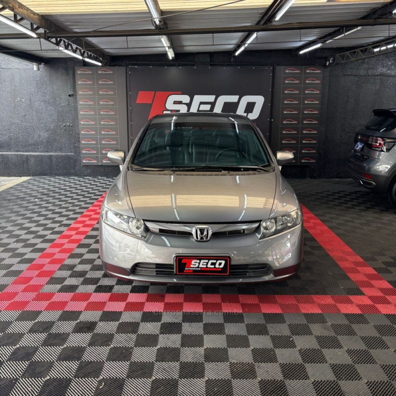 CIVIC 1.8 LXS 16V GASOLINA 4P AUTOMÁTICO - 2008 - PASSO FUNDO