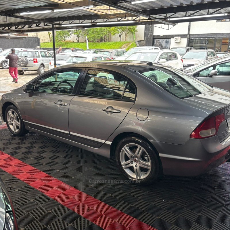 CIVIC 1.8 LXS 16V GASOLINA 4P AUTOMÁTICO - 2008 - PASSO FUNDO