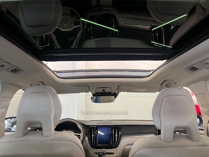 XC60 2.0 T5 MOMENTUM GASOLINA 4P AUTOMÁTICO - 2018 - FLORES DA CUNHA