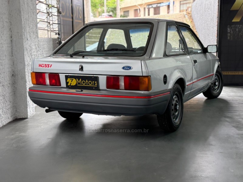 ESCORT 1.0 HOBBY 8V GASOLINA 2P MANUAL - 1996 - CAXIAS DO SUL