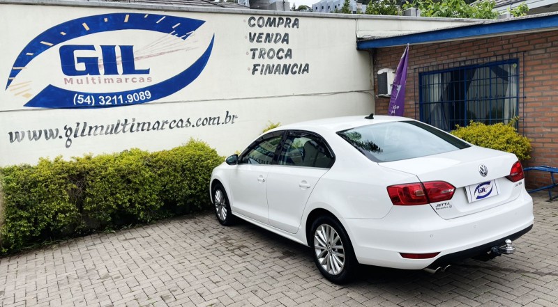 JETTA 2.0 TSI DSG HIGHLINE 200CV GASOLINA 4P AUTOMÁTICO - 2012 - CAXIAS DO SUL