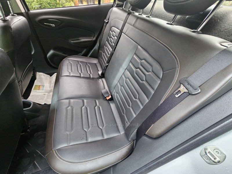 CHEVROLET - PRISMA - 2019/2019 - Prata - R$ 67.000,00