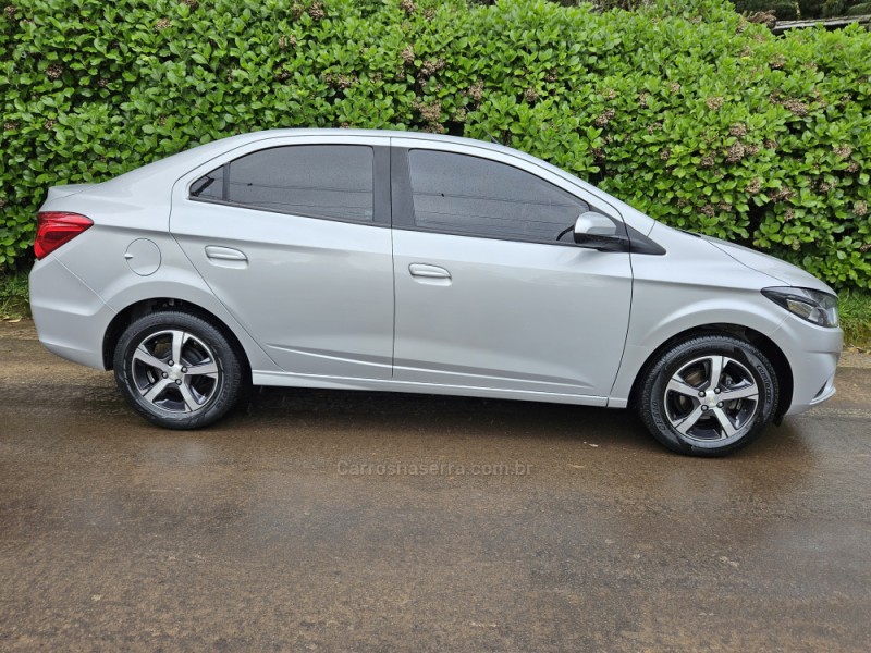 CHEVROLET - PRISMA - 2019/2019 - Prata - R$ 67.000,00