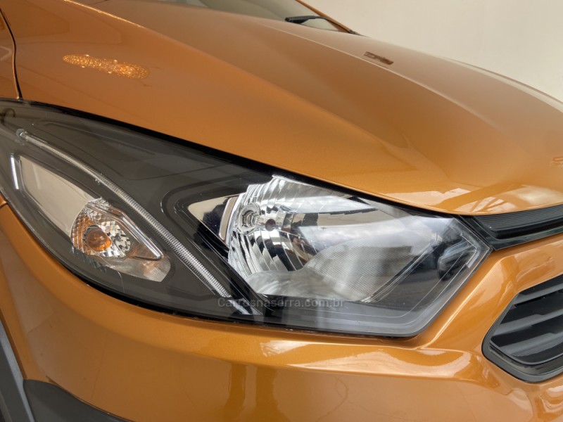 ONIX 1.4 MPFI ACTIV 8V FLEX 4P AUTOMÁTICO - 2017 - CANELA