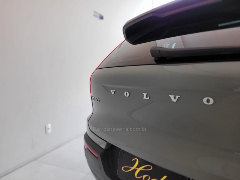 XC 40  - 2022 - CANELA