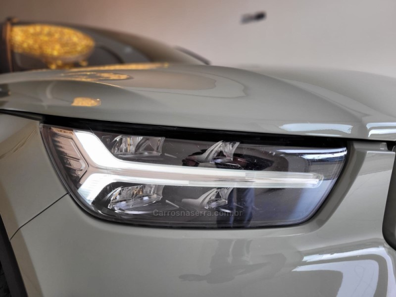 XC 40  - 2022 - CANELA